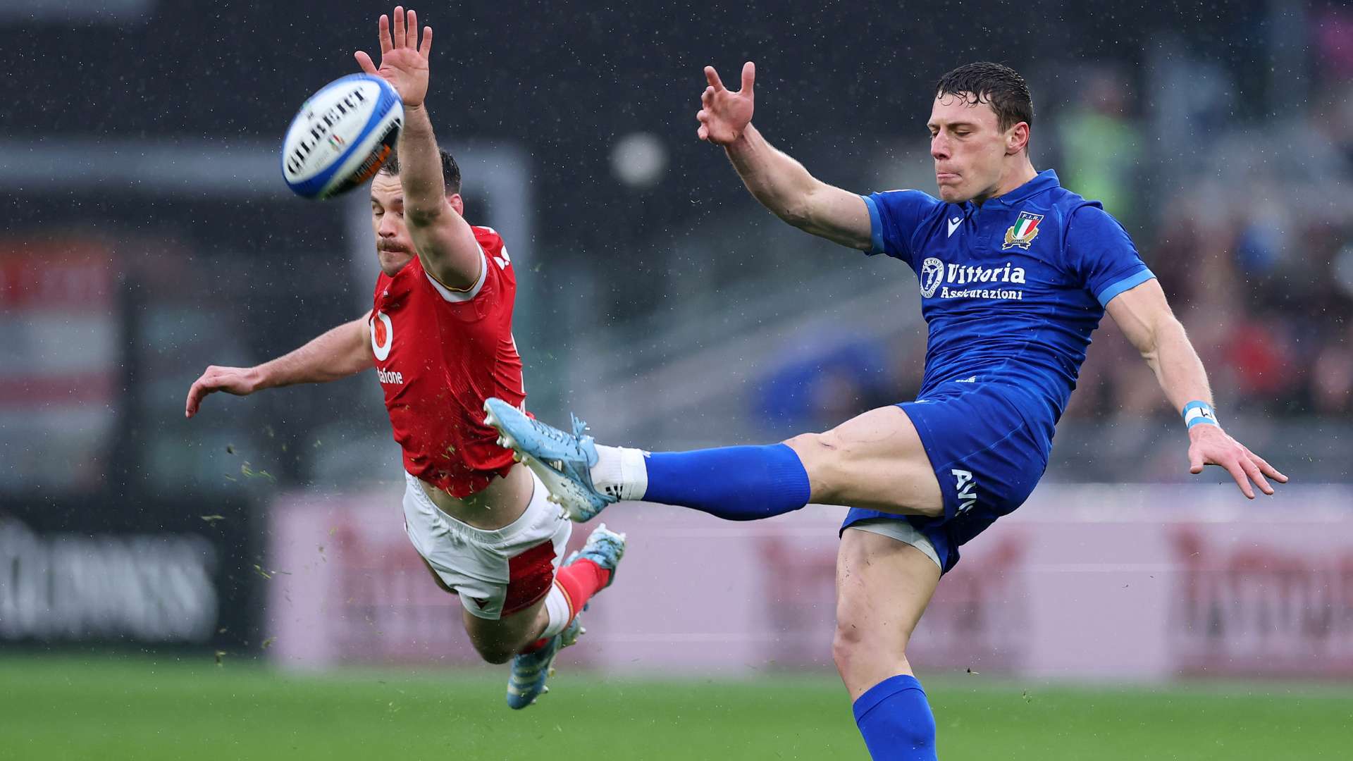 其在英超联 其在英超联